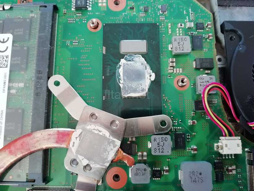 LIFEBOOK WU2/B3のCPUのグリス