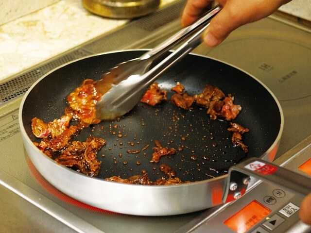 フライパン調理のイメージ