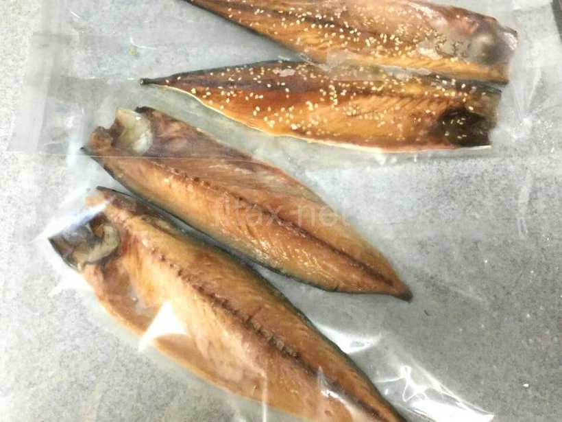 西伊豆町「ひもの三昧」の真サバ・サバみりん